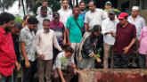 কুলাউড়া পাবলিক লাইব্রেরী’র অস্থায়ী কার্যালয়ের কার্যক্রম শুরু ও বৃক্ষরোপণ।